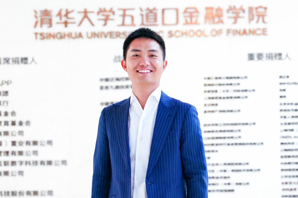 裴将：在“时代红”和“乡村绿”中无问西东 | 恰风华正茂